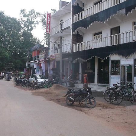 Hotel Mahamaya Bodh Gaya Ngoại thất bức ảnh